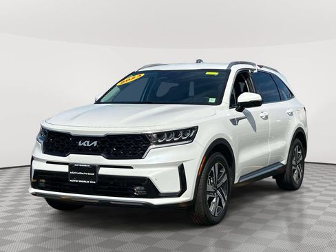 Used 2023 Kia Sorento EX AWD/4WD image 3