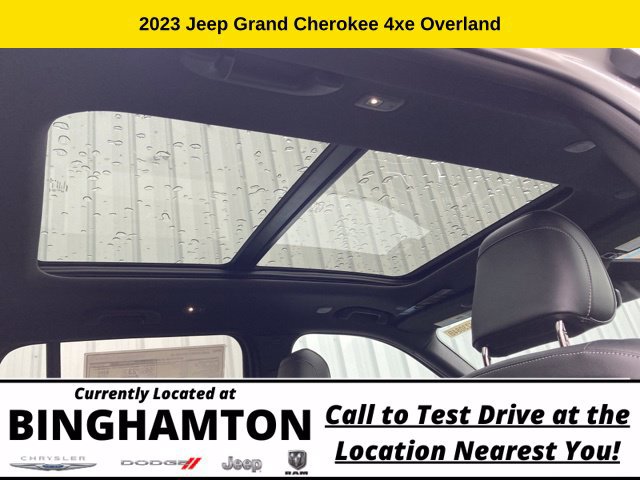 New 2023 Jeep Grand Cherokee Overland AWD/4WD image 29