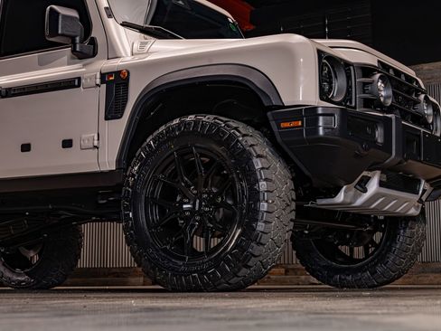 Used 2025 INEOS Grenadier image 12