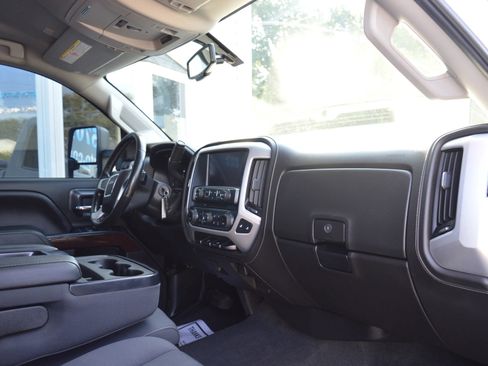 Used 2019 GMC Sierra 2500 SLE image 31