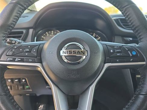 Used 2019 Nissan Rogue SL image 22