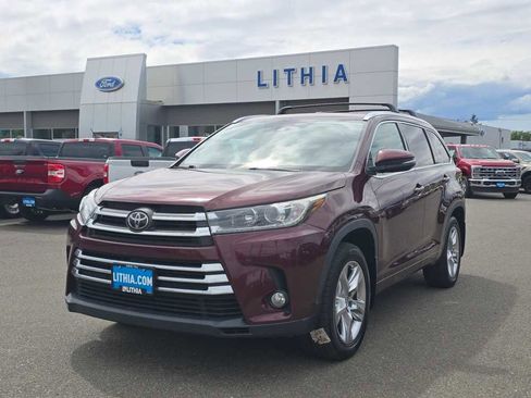 Used 2018 Toyota Highlander Limited AWD/4WD image 1