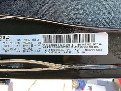 Used 2015 Jeep Wrangler Unlimited Sahara w/ Connectivity Group image 19