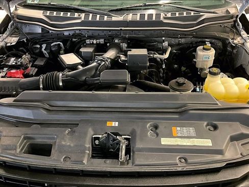 Used 2021 Ford F250 XL w/ Power Equipment Group RWD image 9