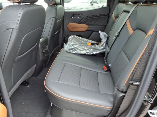 New 2026 GMC Canyon AT4 w/ Technology Plus Package AWD/4WD image 7