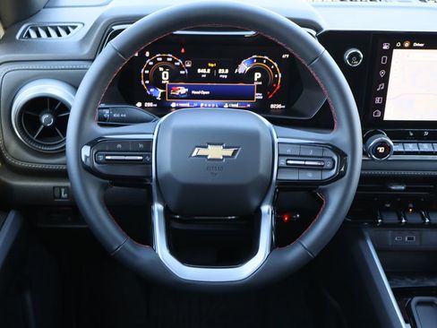 Used 2025 Chevrolet Colorado LT w/ Advanced Trailering Package image 12