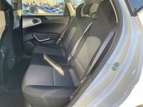 Used 2025 Kia Soul LX w/ LX Technology Package image 23