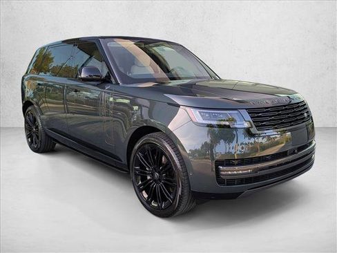 Certified 2024 Land Rover Range Rover Long Wheelbase SE AWD/4WD image 3