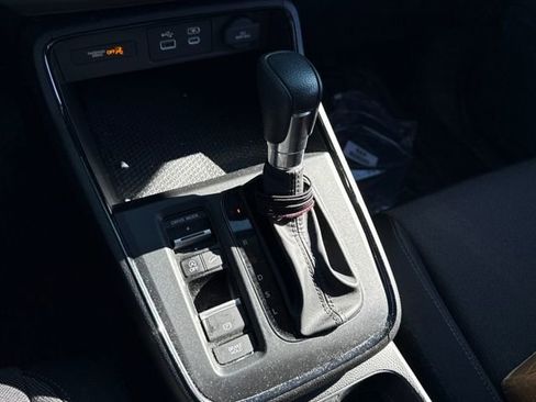 Used 2025 Honda CR-V EX image 32