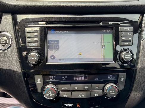 Used 2015 Nissan Rogue SL AWD/4WD image 20