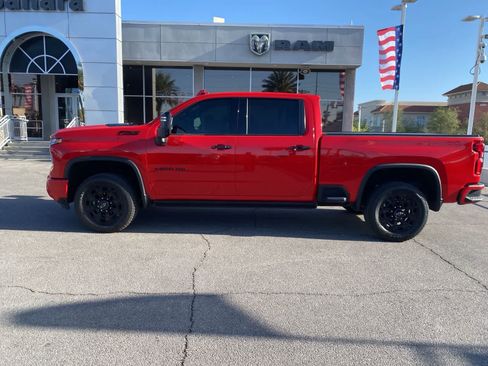 Used 2024 Chevrolet Silverado 3500 LTZ w/ LTZ Plus Package image 9