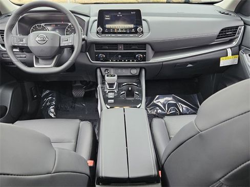 New 2026 Nissan Rogue SV image 8