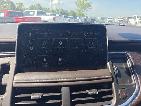 Used 2022 GMC Yukon SLT w/ SLT Premium Package RWD image 12