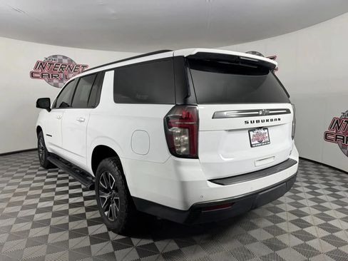 Used 2022 Chevrolet Suburban Z71 w/ Luxury Package AWD/4WD image 5