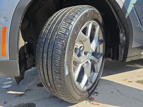 Used 2024 BMW X3 xDrive30i w/ Convenience Package image 46