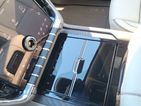 New 2026 GMC Yukon XL Denali w/ Sun & Power Step Package image 21