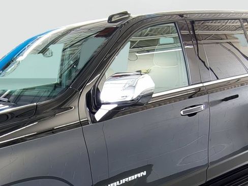 New 2026 Chevrolet Suburban Premier w/ Sun And Tow Package AWD/4WD image 8