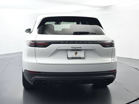 Certified 2023 Porsche Cayenne Platinum Edition AWD/4WD image 13