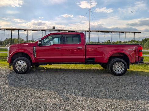 Used 2023 Ford F450 Platinum AWD/4WD image 8