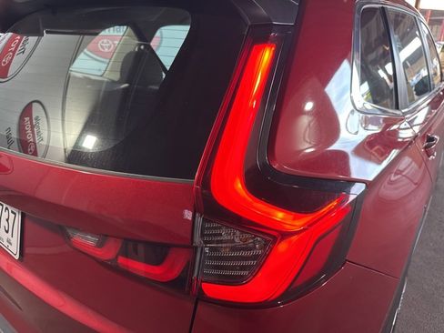 Used 2023 Honda CR-V LX image 15