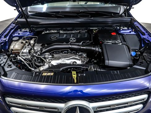 Used 2022 Mercedes-Benz GLB 250 GLB 250 SUV image 10