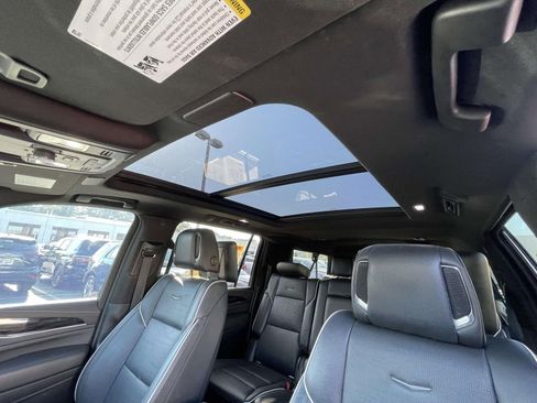 Used 2021 Cadillac Escalade ESV Sport w/ Driver Assist Tech Package AWD/4WD image 23