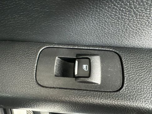 Used 2018 Ford F150 Platinum w/ Equipment Group 701A Luxury AWD/4WD image 59