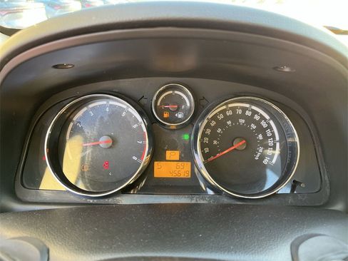 Used 2008 Saturn Vue XR image 11