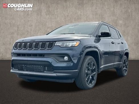 New 2026 Jeep Compass Latitude image 4