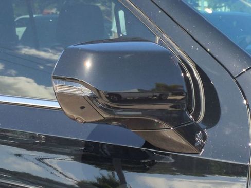 New 2026 Chevrolet Suburban High Country AWD/4WD image 12