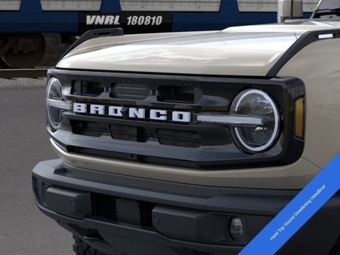 New 2026 Ford Bronco Outer Banks AWD/4WD image 22