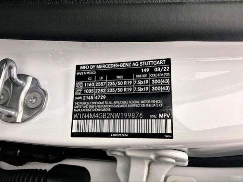 Used 2022 Mercedes-Benz GLB 250 image 33