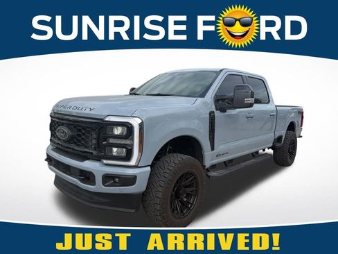 Used 2025 Ford F250 Lariat w/ Lariat Ultimate Package image 1
