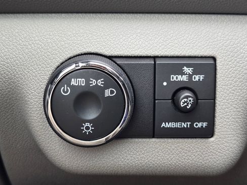 Used 2015 Buick Enclave Leather FWD image 25