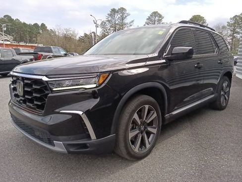 Used 2023 Honda Pilot Elite image 7