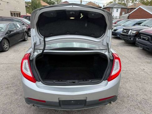 Used 2013 Lincoln MKS image 9