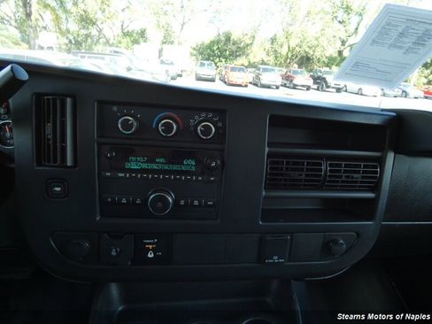 Used 2017 Chevrolet Express 3500 image 16