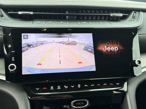 New 2026 Jeep Grand Cherokee L Limited AWD/4WD image 24