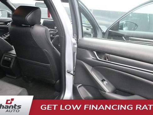 Used 2022 Honda Accord Sport image 15