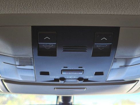 Used 2016 Lexus GX 460 image 28