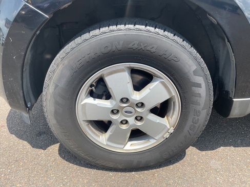 Used 2009 Ford Escape XLT image 29