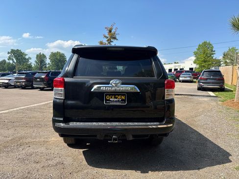 Used 2013 Toyota 4Runner Limited AWD/4WD image 9