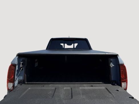 Certified 2024 Honda Ridgeline Black Edition image 33