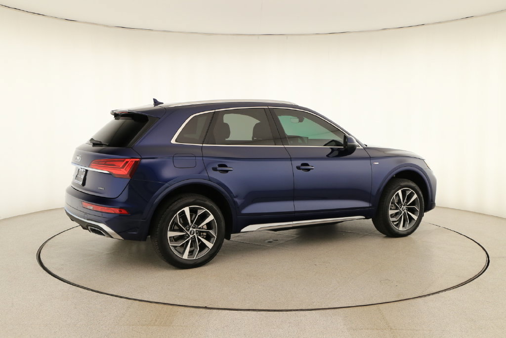 Certified 2023 Audi Q5 2.0T Premium w/ Convenience Package AWD/4WD image 7