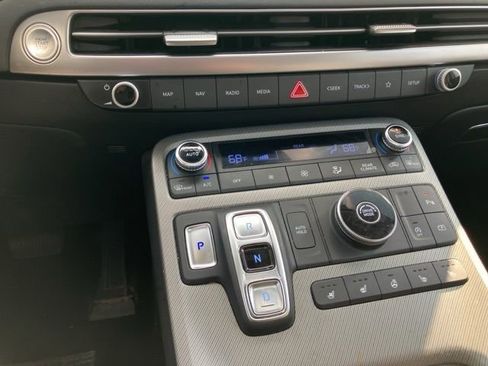 Used 2024 Hyundai Palisade SEL w/ Premium Package FWD image 20