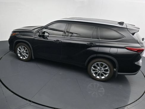 Used 2020 Toyota Highlander Limited AWD/4WD image 30