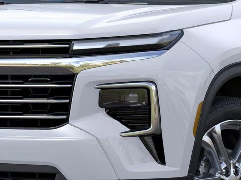 New 2025 Chevrolet Traverse LT w/ LPO, Floor Liner Package image 10