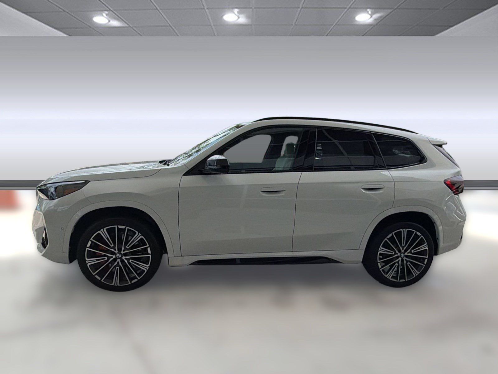 Used 2026 BMW X1 xDrive28i w/ Technology Package AWD/4WD image 2