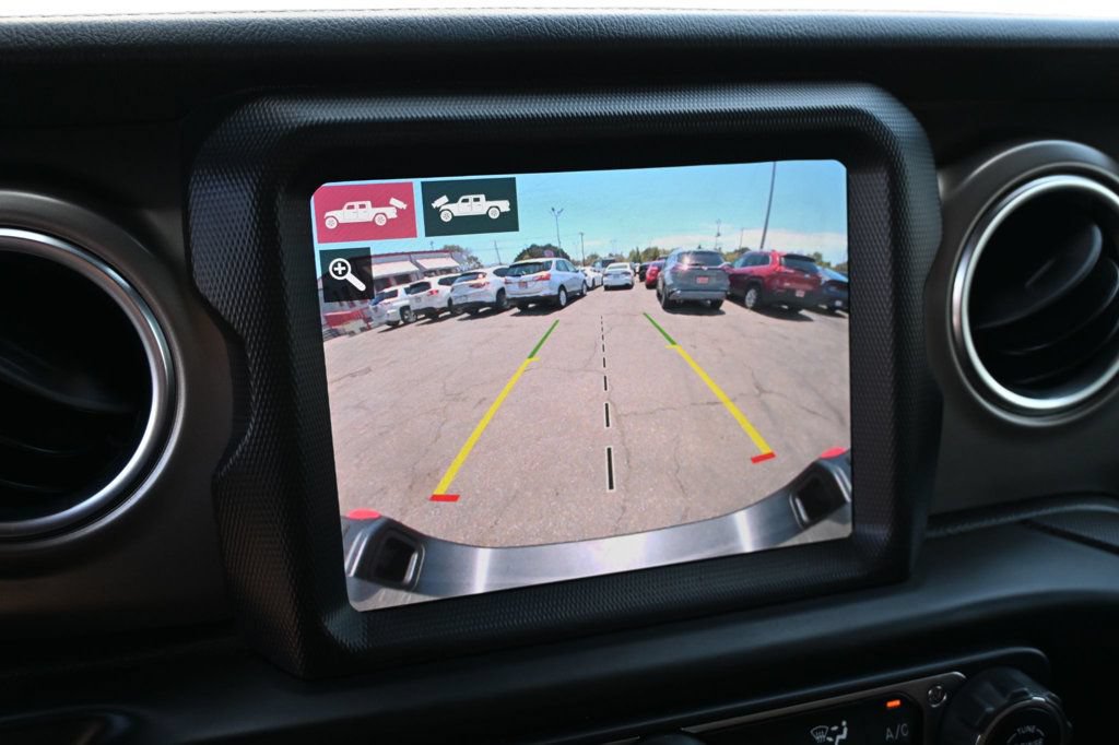Used 2020 Jeep Gladiator Rubicon AWD/4WD image 18