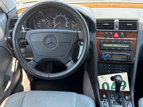 Used 1998 Mercedes-Benz C 280 Sedan image 17